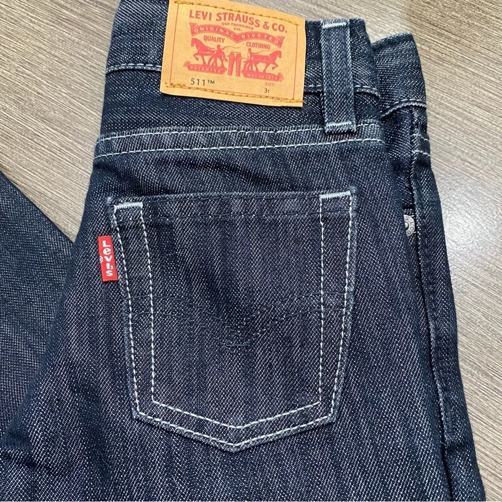 LEVI’S 511 Slim Fit
